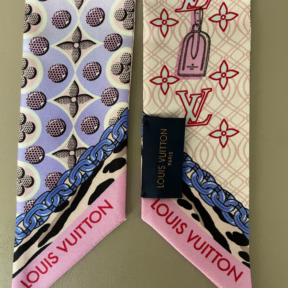 Louis Vuitton Silk BB Band Bubblegum Blush